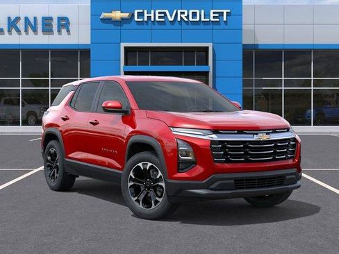 New 2026 Chevrolet Equinox LT w/ Convenience Package II AWD/4WD image 7