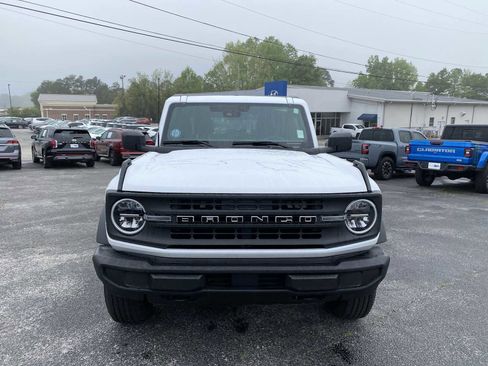 Used 2025 Ford Bronco 4-Door image 3