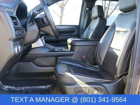 Used 2021 GMC Yukon XL SLT image 20