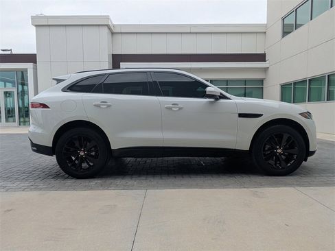Used 2022 Jaguar F-PACE S image 3