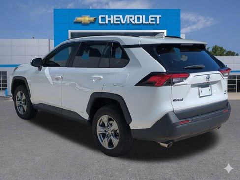 Used 2025 Toyota RAV4 XLE AWD/4WD image 4