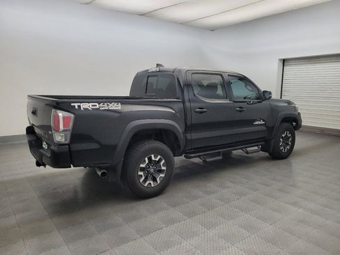 Used 2021 Toyota Tacoma TRD Off-Road w/ Technology Package AWD/4WD image 10