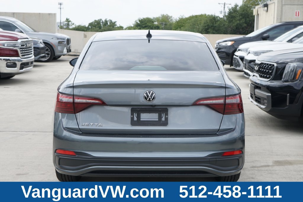 Used 2022 Volkswagen Jetta S FWD image 5