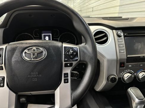 Used 2018 Toyota Tundra SR5 image 17