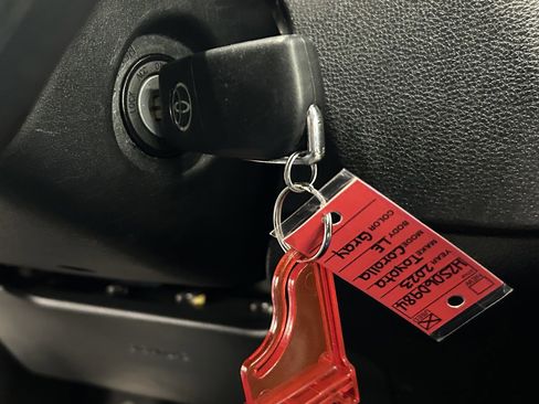 Used 2023 Toyota Corolla LE image 34