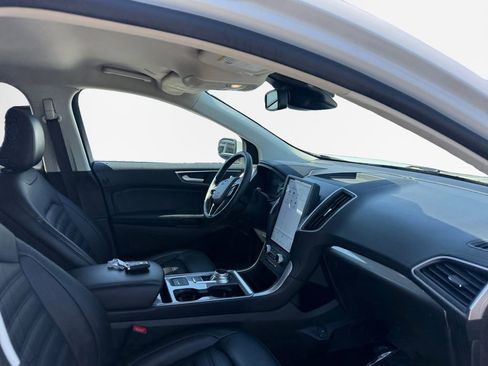 Used 2024 Ford Edge SEL image 25