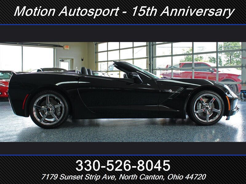 Used 2014 Chevrolet Corvette Stingray Convertible w/ 3LT Preferred Equipment Group RWD image 12