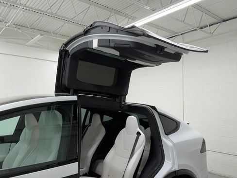 Used 2022 Tesla Model X Plaid AWD/4WD image 41