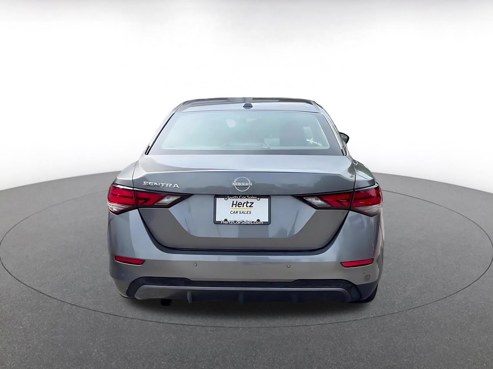 Used 2025 Nissan Sentra SV FWD image 9
