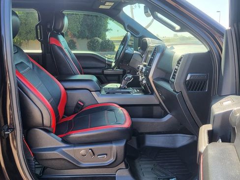 Used 2018 Ford F150 Lariat w/ Equipment Group 502A Luxury AWD/4WD image 17
