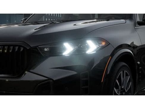 New 2026 BMW X5 xDrive40i w/ M Sport Package AWD/4WD image 6