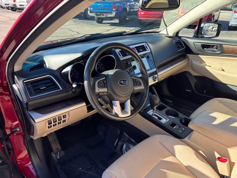 Used 2016 Subaru Outback 2.5i Limited image 10