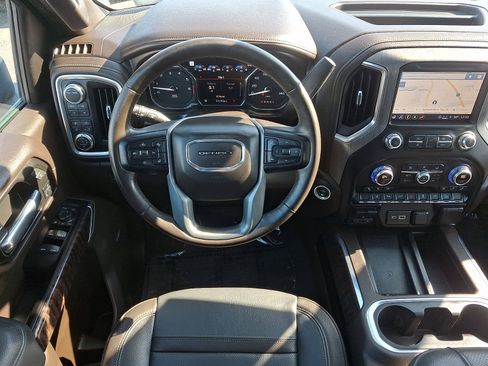 Certified 2022 GMC Sierra 2500 Denali w/ Denali Ultimate Package image 12
