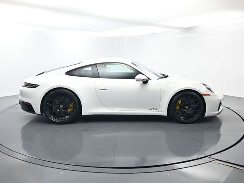 Used 2024 Porsche 911 Carrera GTS image 16