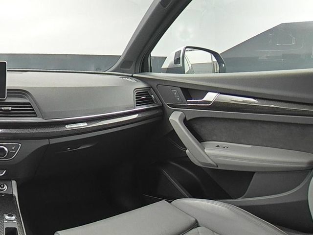 Used 2019 Audi SQ5 Premium Plus AWD/4WD image 32