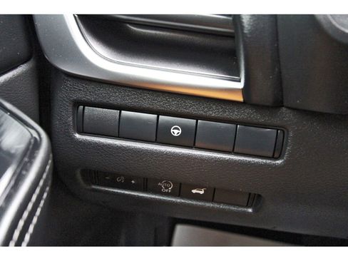 Used 2024 Nissan Rogue SV w/ SV Premium Package FWD image 18