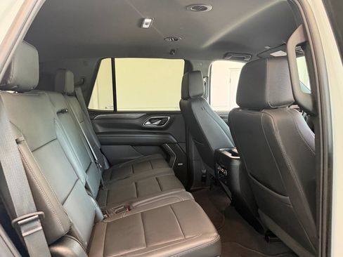 Used 2024 Chevrolet Tahoe Z71 AWD/4WD image 16