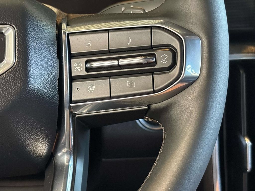 New 2025 GMC Acadia Elevation AWD/4WD image 11