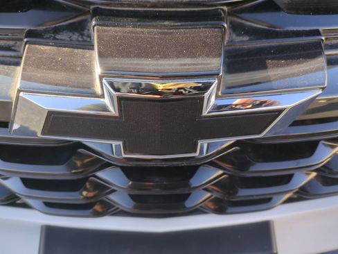 Certified 2024 Chevrolet Trax RS w/ Driver Confidence Package image 31