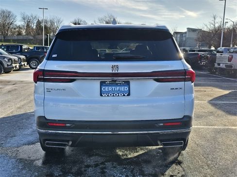 Certified 2025 Buick Enclave Preferred image 7