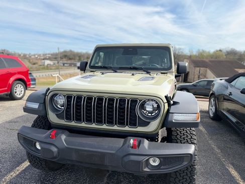 Used 2026 Jeep Wrangler Unlimited Rubicon image 7