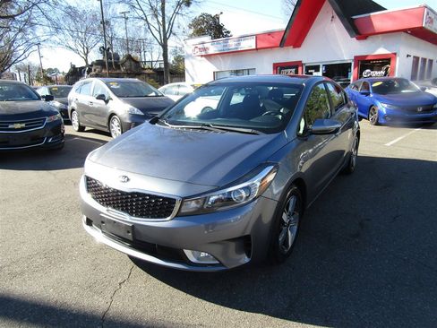 Used 2018 Kia Forte S w/ S Technology Plus Package image 1