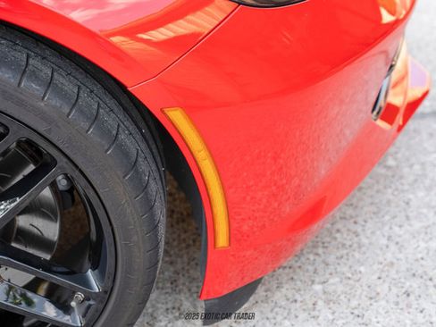 Used 2019 Chevrolet Corvette Stingray Coupe w/ Carbon Flash Badge Package image 86