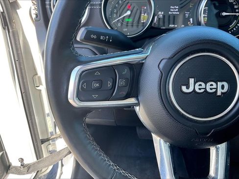 Used 2023 Jeep Wrangler Unlimited Sahara w/ Cold Weather Group AWD/4WD image 22
