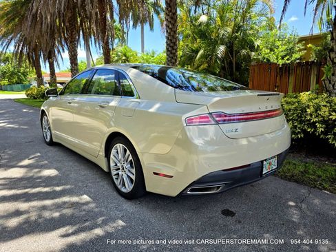 Used 2014 Lincoln MKZ Hybrid w/ Equipment Group 202A Reserve FWD image 11