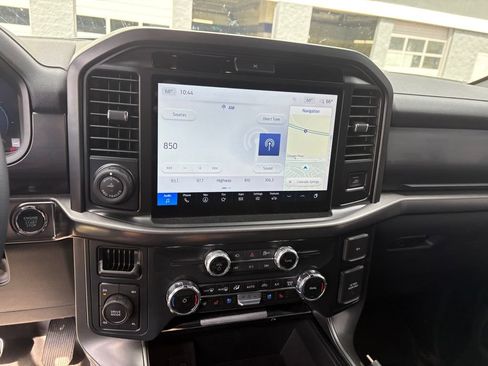 Certified 2025 Ford F150 Lariat AWD/4WD image 24