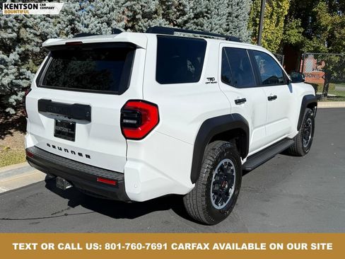 Used 2025 Toyota 4Runner TRD Off-Road image 9