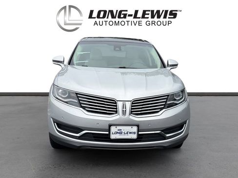 Used 2017 Lincoln MKX Reserve FWD image 11
