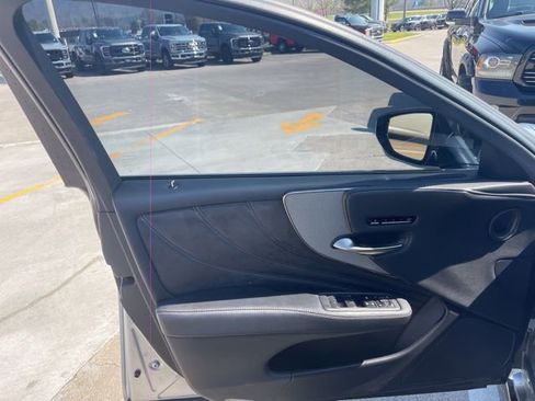 Used 2021 Lexus LS 500 F Sport w/ Cold Weather Package (CK) image 15