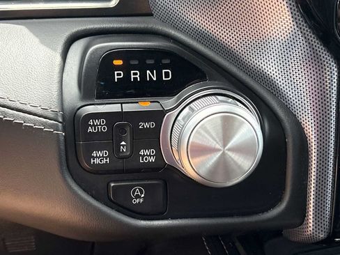 Used 2019 RAM 1500 Limited AWD/4WD image 16