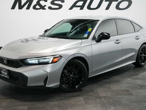 Used 2025 Honda Civic Sport image 2