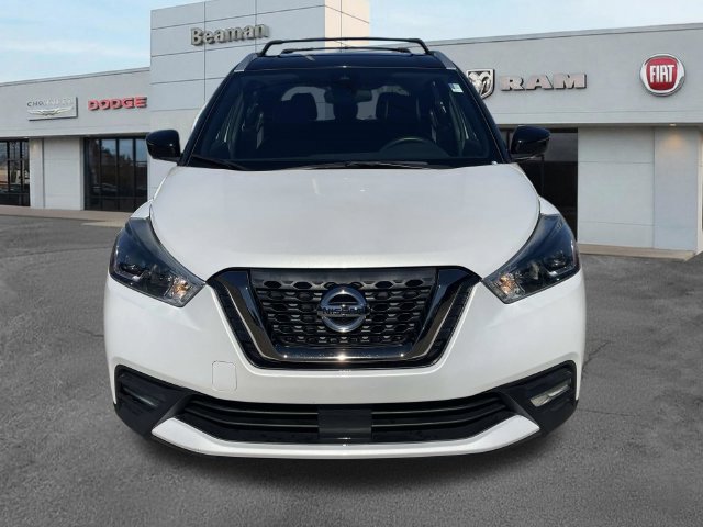 Used 2020 Nissan Kicks SR w/ SR Premium Package FWD image 8