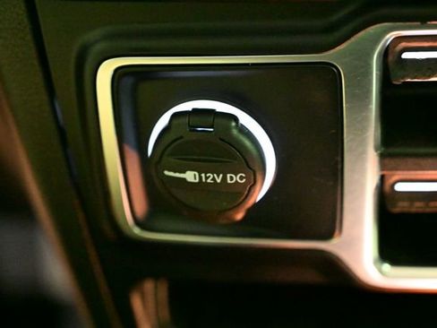 Used 2021 Jeep Wrangler Unlimited Sahara image 33