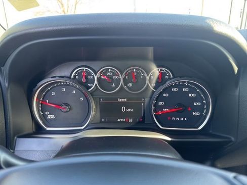 Certified 2022 Chevrolet Silverado 2500 Custom w/ Custom Value Package image 20