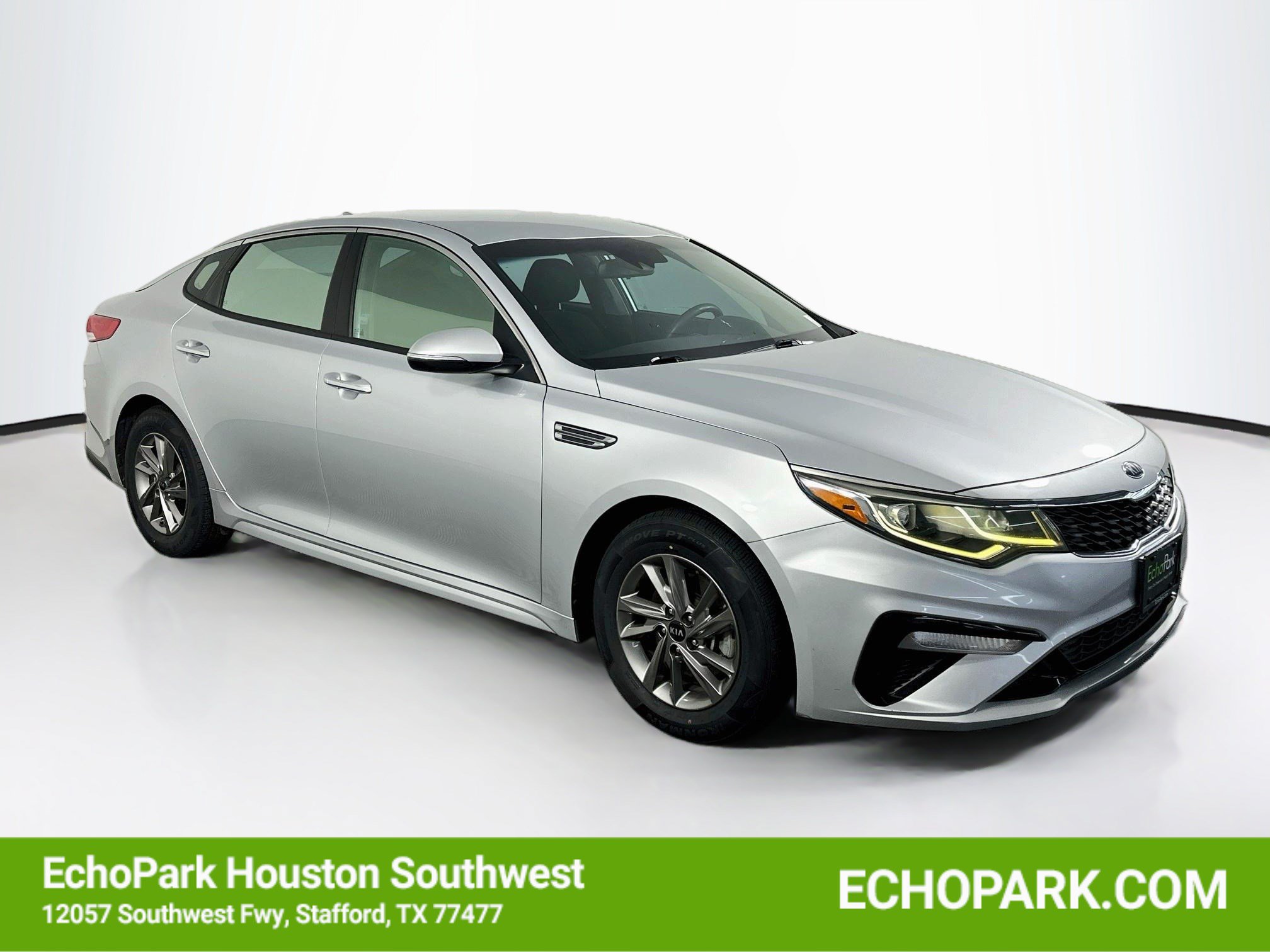 Used 2020 Kia Optima LX FWD image 1