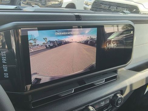 New 2026 Jeep Gladiator Sport image 16