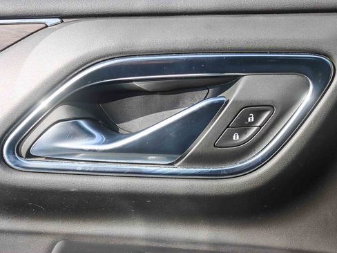 Certified 2022 Chevrolet Suburban LS image 43