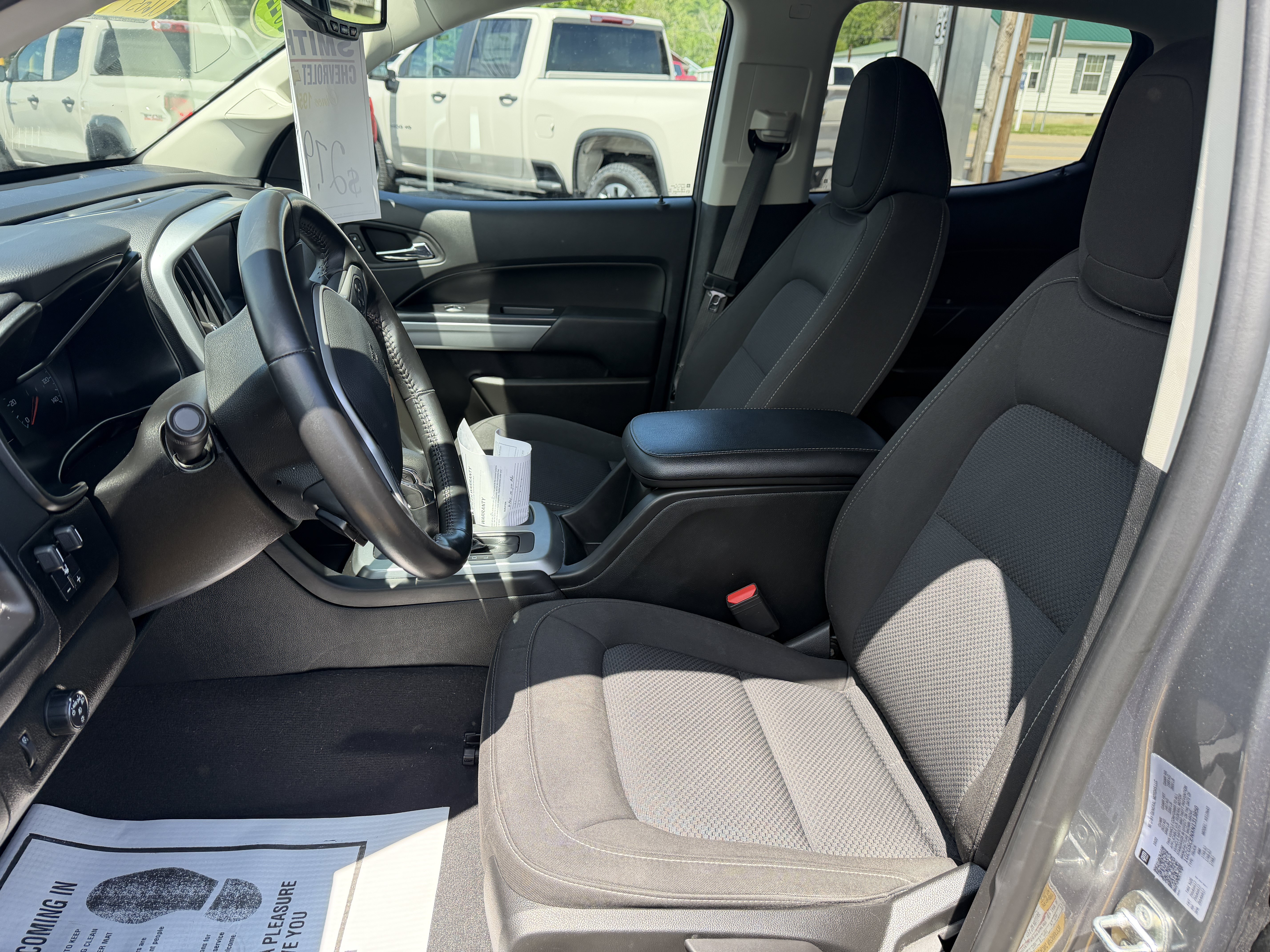 Used 2022 Chevrolet Colorado LT w/ LT Convenience Package RWD image 10