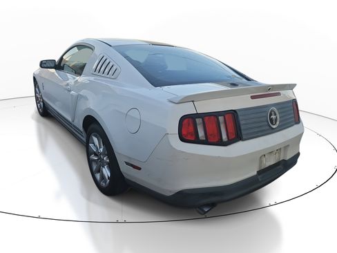 Used 2011 Ford Mustang Premium w/ Electronics Pkg image 7