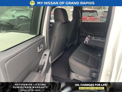 New 2026 Nissan Frontier PRO-4X w/ Pro-4x Convenience Package image 17
