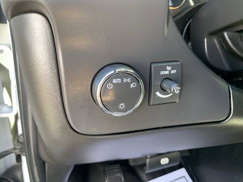 Used 2024 Chevrolet Express 2500 w/ Driver Convenience Package RWD image 22