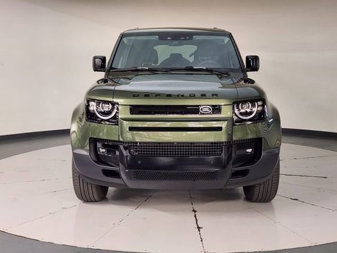 New 2026 Land Rover Defender 110 S image 9