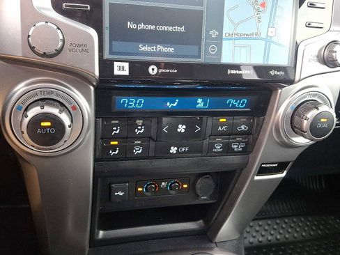 Used 2023 Toyota 4Runner Limited image 19