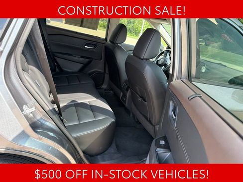 Used 2023 Nissan Rogue SV w/ SV Premium B Package AWD/4WD image 18