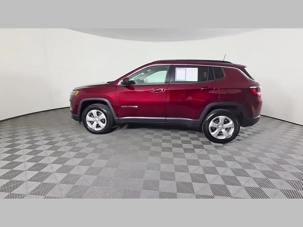 Used 2022 Jeep Compass Latitude AWD/4WD image 47
