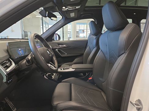 Used 2026 BMW X1 xDrive28i image 14